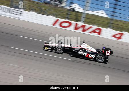 Newton Iowa, USA - 22 juin 2012 : IndyCar Iowa Corn 250. Course au circuit de course de l'Iowa Speedway. 12 Will Power Toowoomba, Australie Verizon Team Penske Banque D'Images