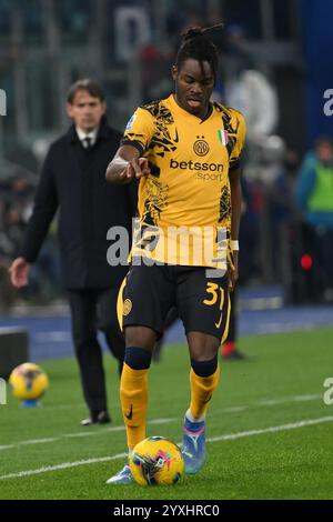 Rome, Italie. 16 décembre 2024. **** En action lors du match de Serie A entre le SS Lazio et le FC Internazionale au Stadio Olimpico Rome Italie le 16 décembre 2024. Crédit : Nicola Ianuale/Alamy Live News Banque D'Images