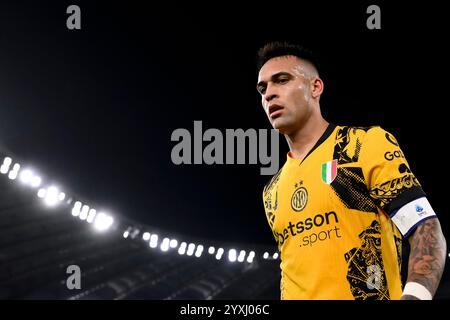 Rome, Italie. 16 décembre 2024. Lautaro Martinez du FC Internazionale à la fin du match de Serie A entre le SS Lazio et le FC Internazionale au stade Olimpico à Rome (Italie), le 16 décembre 2024. Crédit : Insidefoto di andrea staccioli/Alamy Live News Banque D'Images