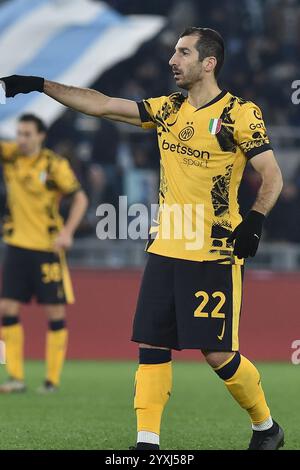 Roma, Italie, 16 décembre 2024 Henrikh Mkhitaryan du FC Internazionale gestes pendant la Serie A Enelive Betwne SS Lazio vs FC Internazionale :Agostino Gemito/ Alamy Live News Banque D'Images