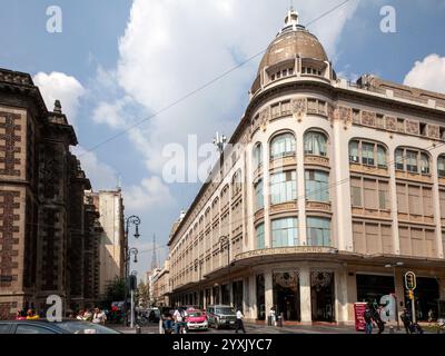 Centre commercial El Palacio de Hierro à Mexico, Mexique Banque D'Images