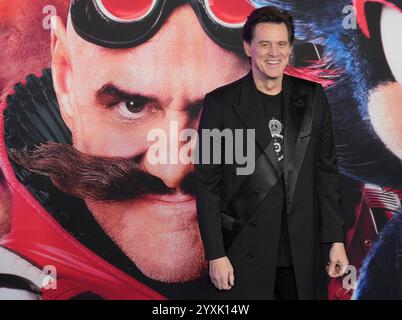 Los Angeles, États-Unis. 16 décembre 2024. Jim Carrey arrive à la Paramount's SONIC THE HEDGEHOG 3 Los Angeles première qui a lieu au TCL Chinese Theatre à Hollywood, CA lundi, ? 16 décembre 2024. (Photo de Sthanlee B. Mirador/Sipa USA) crédit : Sipa USA/Alamy Live News Banque D'Images