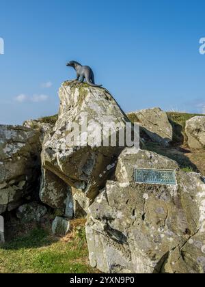 Mijbil Otter de Ring of Bright Water célèbre statue hommage à Gavin Maxwell né à Monrieth Wigtownshire en Écosse Banque D'Images