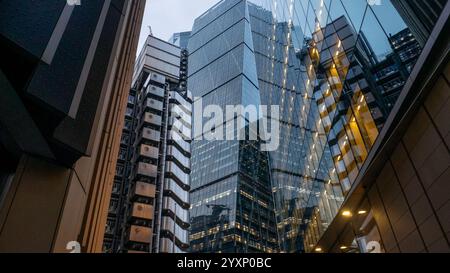 Bâtiments à faible angle du centre de Londres. Banque D'Images