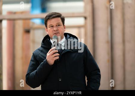 Insolvenzanwalt Christoph Morgen ist jetzt Vorstandsvorsitzender der Klimastiftung Mecklenburg-Vorpommern. Archivfoto, Insolvenzverwalter Christoph Morgen in den MV Werften. Pressekonferenz AM 1.03.22 Klimastiftung Mecklenburg-Vorpommern *** avocat en insolvabilité Christoph Morgen est maintenant président du conseil d'administration de la Climate Foundation Mecklenburg-Vorpommern Archive photo, administrateur en insolvabilité Christoph Morgen à la MV Werften Conférence de presse le 1 03 22 Climate Foundation Mecklenburg-Vorpommern 20220301-DSC 8242 Banque D'Images