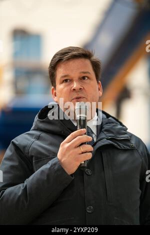 Insolvenzanwalt Christoph Morgen ist jetzt Vorstandsvorsitzender der Klimastiftung Mecklenburg-Vorpommern. Archivfoto, Insolvenzverwalter Christoph Morgen in den MV Werften. Pressekonferenz AM 1.03.22 Klimastiftung Mecklenburg-Vorpommern *** avocat en insolvabilité Christoph Morgen est maintenant président du conseil d'administration de la Climate Foundation Mecklenburg-Vorpommern Archive photo, administrateur en insolvabilité Christoph Morgen à la MV Werften Conférence de presse le 1 03 22 Climate Foundation Mecklenburg-Vorpommern 20220301-DSC 8174 Banque D'Images