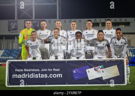 Hortaleza, Espagne, 17 décembre 2024 : départ XI du Real Madrid lors de la sixième phase de groupes de l'UEFA Women's Champions League 2024-25 entre le Real Madrid et Chelsea le 17 décembre 2024 à l'Estadio Alfredo Di Stefano à Hortaleza, Espagne. Crédit : Alberto Brevers / Alamy Live News. Banque D'Images