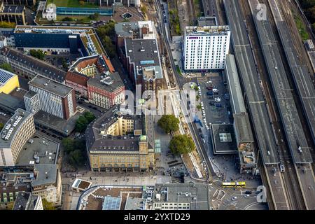 Vue aérienne, gare centrale avec premier Inn Essen City Centre Hotel, chantier Willy-Brandt-Platz et Select Hotel Handelshof, Z. piétonne Banque D'Images