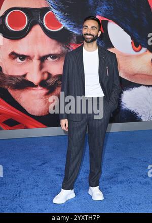 Los Angeles, États-Unis. 16 décembre 2024. LOS ANGELES, CA. 16 décembre 2024 : Lee Majdoub à la première de Sonic the Hedgehog 3 au TCL Chinese Theatre. Crédit photo : Paul Smith/Alamy Live News Banque D'Images