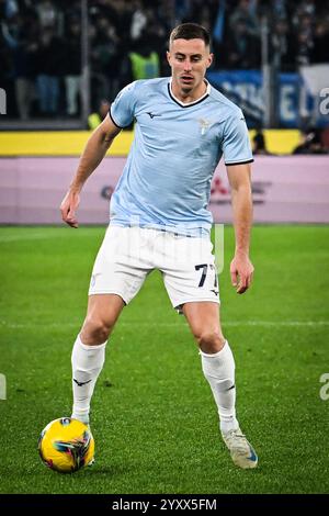 Rome, Italie, Italie. 17 décembre 2024. Adam MARUSIC de Lazio Rome lors du match de Serie A entre le SS Lazio et le FC Internazionale au Stadio Olimpico le 16 décembre 2024 à Rome, Italie. (Crédit image : © Matthieu Mirville/ZUMA Press Wire) USAGE ÉDITORIAL SEULEMENT! Non destiné à UN USAGE commercial ! Banque D'Images