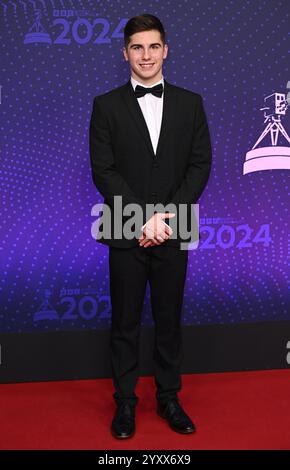 Salford, Royaume-Uni. 17 décembre 2024. William Ellard arrive au BBC Sports Personality of the Year 2024, MediaCityUK. Crédit : Doug Peters/EMPICS/Alamy Live News Banque D'Images