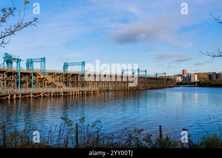 Gateshead UK : 29 octobre 2024 : Dunston Staiths sur la rivière Tyne par un jour ensoleillé d'automne Banque D'Images