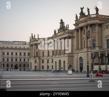 Université Humboldt de Berlin, l'une des plus anciennes universités d'Allemagne, réputée pour son architecture historique Banque D'Images