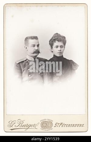 Photographie vintage d'un homme et d'une femme de l'époque victorienne vers 1880, Russie Banque D'Images