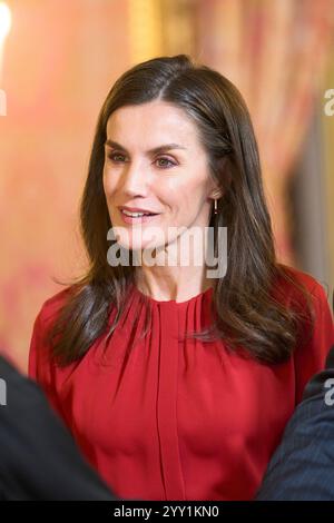 Madrid, Espagne. 18 décembre 2024. La reine Letizia d'Espagne assiste à la réunion du Conseil d'administration de la Fondation Princesse de Gérone au Palais Royal le 18 décembre 2024 à Madrid, Espagne. Crédit : album/Alamy Live News Banque D'Images