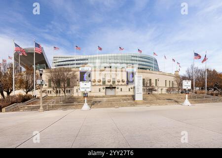 Soldier Field, situé dans le centre-ville de Chicago, abrite les Chicago Bears de la NFL. Banque D'Images