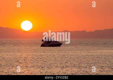 Coucher de soleil sur les îles Espíritu Santo, Partida, San Francisquito et San José. Au nord de la Paz, basse-Californie du Sud, Mexique Banque D'Images