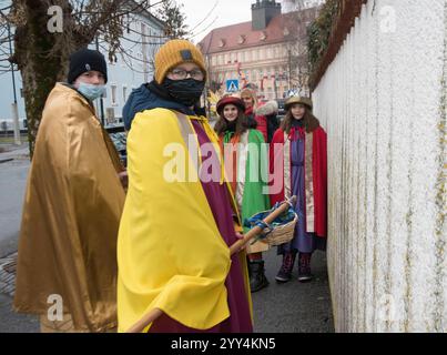 les caroleurs de noël chantent au nouvel an et au-delà, les caroleurs de noël chantent au nouvel an Banque D'Images