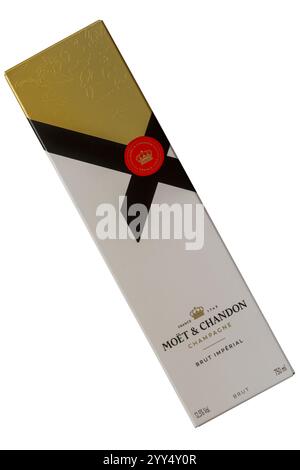 Moët & Chandon Champagne brut Imperial isolé sur fond blanc - produit de France Français- Moët et Chandon, Moët et Chandon Banque D'Images