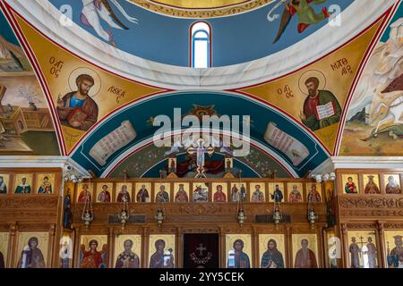 Intérieur de la petite église Saint Nicolas (Agios Nikolaos) à Paphos, Chypre Banque D'Images