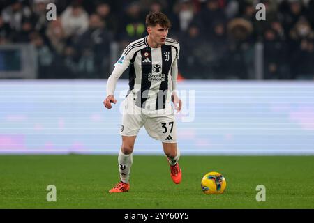 Turin, Italie. 14 décembre 2024. Nicolo Savona de la Juventus lors du match de Serie A au stade Allianz, Turin. Le crédit photo devrait se lire : Jonathan Moscrop/Sportimage crédit : Sportimage Ltd/Alamy Live News Banque D'Images