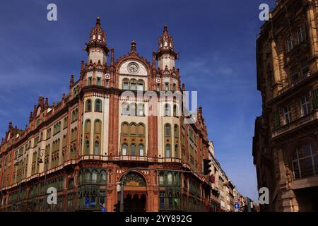 Párisi Udvar, Shopping Arcade, art nouveau, Ungarn, Budapest, Architektur, Luxus pur im Hotel Parisi Udvar à Budapest Banque D'Images