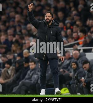 Londres, Royaume-Uni. 19 décembre 2024. Tottenham Hotspur v Manchester United - Quarter final - Carabao Cup - Tottenham Hotspur Stadium. Ruben Amorim, manager de Manchester United. Crédit photo : Mark pain / Alamy Live News Banque D'Images