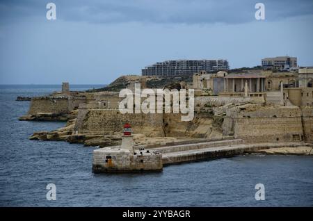 Fort Rikasoli, Calcara-Kalkara, vue de la Valette, Malte, Europe Banque D'Images