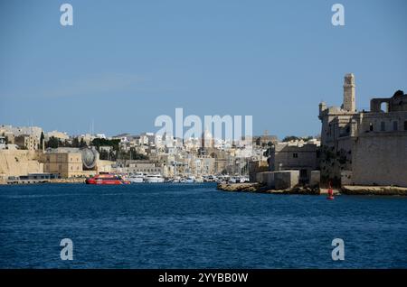 Calcara - il-Kalkara vue de la Valette, Malte, Europe Banque D'Images