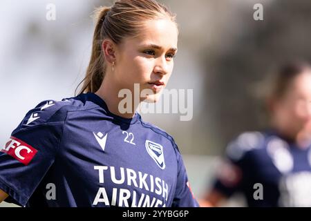 Canberra, Australie ; 21 décembre 2024 : Ava Briedis du Melbourne Victory FC est en photo avant le match de la Ninja A-League Women Round 7 2024/25 entre Canberra United FC et Melbourne Victory FC au McKellar Park à Canberra, Australie, le 21 décembre 2024. (Crédit photo : Nick Strange/Fotonic/Alamy Live News) Banque D'Images