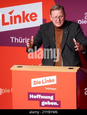 21 décembre 2024, Thuringe, Sömmerda : Bodo Ramelow (Die Linke), le principal candidat de son parti pour les élections fédérales de 2025, prend la parole lors de la conférence du parti de Die Linke Thüringen. Les délégués veulent dresser la liste des États pour les élections fédérales de 2025. Photo : Michael Reichel/dpa crédit : dpa Picture alliance/Alamy Live News Banque D'Images