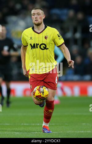 Burnley, Royaume-Uni. 21 décembre 2024. Mattie Pollock de Watford en action. EFL Skybet Championship match, Burnley v Watford au Turf Moor à Burnley, Lancashire le samedi 21 décembre 2024. Cette image ne peut être utilisée qu'à des fins éditoriales. Usage éditorial exclusif.photo par Chris Stading/Andrew Orchard photographie sportive/Alamy Live News crédit : Andrew Orchard photographie sportive/Alamy Live News Banque D'Images