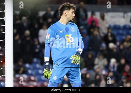 Burnley, Royaume-Uni. 21 décembre 2024. Turf Moor, Bunrley, Angleterre, 21 décembre 2024 : le gardien James Trafford (1 Burnley) lors du match EFL Sky Bet Championship entre Burnley et Watford au Turf Moor à Burnley, Angleterre, le 21 décembre 2024. (Sean Chandler/SPP) crédit : photo de presse sportive SPP. /Alamy Live News Banque D'Images