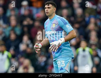 Birmingham, Royaume-Uni. 21 décembre 2024. Emiliano Martinez d'Aston Villa lors du match de premier League à Villa Park, Birmingham. Le crédit photo devrait se lire : Andrew Yates/Sportimage crédit : Sportimage Ltd/Alamy Live News Banque D'Images