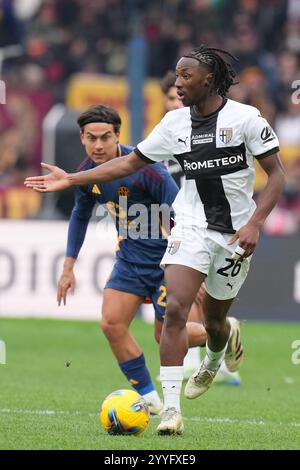 Rome, Italie. 22 décembre 2024. Roma, Italie. 22 décembre 2024. Parme Woyo Coulibaly pendant le match de football Serie A EniLive entre Roma et Parme au stade olympique de Rome, Italie - dimanche 22 décembre 2024 - Sport Soccer ( photo par Alfredo Falcone/LaPresse ) crédit : LaPresse/Alamy Live News Banque D'Images