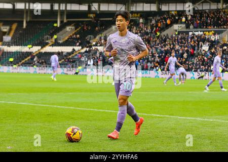 MKM Stadium, Hull, Angleterre - 21 décembre 2024 EOM Ji-Sung de Swansea City - pendant le match Hull City v Swansea City, EFL Championship, 2024/25, MKM Stadium, Hull, Angleterre - 21 décembre 2024 crédit : Arthur Haigh/WhiteRosePhotos/Alamy Live News Banque D'Images