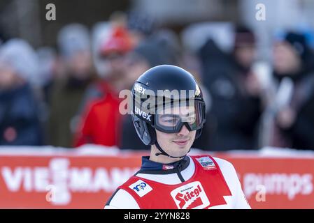 Ramsau. Am. Dachstein, Autriche. 22 décembre 2024. RAMSAU. AM. DACHSTEIN, AUTRICHE - 21 DÉCEMBRE : Manuel Einkemmer d'Autriche lors de la Coupe du monde FIS combiné nordique Ramsau hommes - individuel Gundersen HS96/10km Ramsau am Dachstein le 21 décembre 2024 à Ramsau. am. Dachstein, .241221 SEPA 12 106 - 20241222 PD7955 crédit : APA-PictureDesk/Alamy Live News Banque D'Images