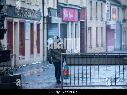 Saltcoats est situé dans le North Ayrshire, qui a certaines des pires privations du Royaume-Uni dans les communautés côtières. La pauvreté dans le North Ayrshire est profondément enracinée et exacerbée par les coupes dans le bien-être social. Certains disent que les conseils et le soutien du Jobcentre local sont incohérents. Banque D'Images