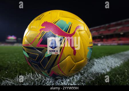 Monza, Italie. 22 décembre 2024. Puma Orbita Official Serie A 2024-2025 match est vu dans une vue générale avant le match de Serie A au U-Power Stadium, Monza. Le crédit photo devrait se lire : Jonathan Moscrop/Sportimage crédit : Sportimage Ltd/Alamy Live News Banque D'Images