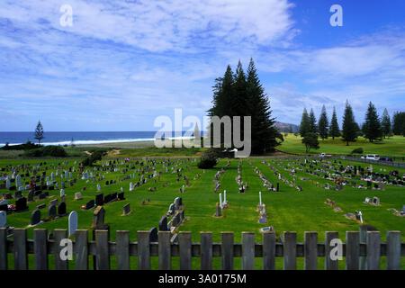 Cimetière de Norfolk Island surplombant Cemetery Bay Banque D'Images