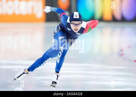 Heerenveen, pays-Bas. 02 mars 2025. HEERENVEEN, PAYS-BAS - 2 MARS : lors de la Coupe du monde ISU patinage de vitesse 6 au Thialf le 2 mars 2025 à Heerenveen, pays-Bas (photo par Andre Weening/Orange Pictures) crédit : Orange pics BV/Alamy Live News Banque D'Images