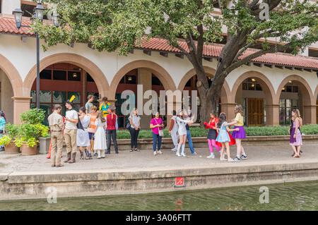 Texas, 2 nov 2024 - vue nuageuse sur la célèbre promenade du canal Mandalay à Las Colinas Banque D'Images