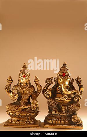 Fête de Diwali deepawali, shree lakshmi puja avec Dieu ganesh, Inde, Asie Banque D'Images