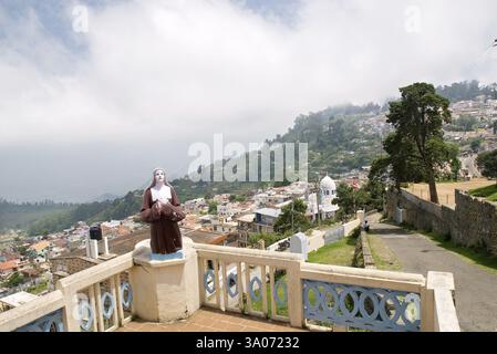 Kodaikanal populairement connu sous le nom Kodai est situé dans les collines Palani à 2133 mètres au-dessus du niveau de la mer, Tamil Nadu, Inde, Asie Banque D'Images