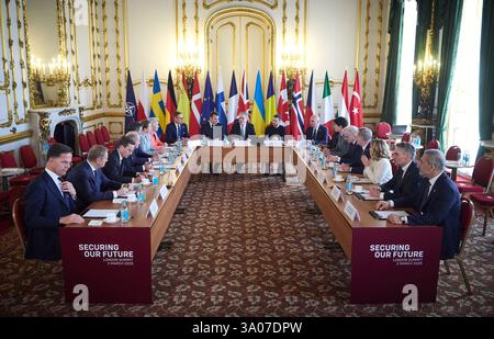 Londres, Royaume-Uni. 2 mars 2025. Les dirigeants européens se préparent à tenir une réunion plénière lors d'un sommet qui se tiendra à Lancaster House, dans le centre de Londres, le 2 mars 2025. Les dirigeants européens descendent à Londres aujourd'hui pour des pourparlers visant à «faire avancer» l'action contre l'Ukraine, selon le cabinet du premier ministre britannique Keir Starmer. Le sommet clôt une semaine de diplomatie intense pour l'hôte Starmer. Photo du Bureau de presse présidentiel ukrainien/UPI crédit : UPI/Alamy Live News Banque D'Images