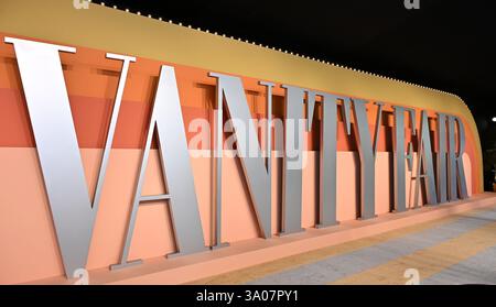 Beverly Hills, États-Unis. 02 mars 2025. Ambiance arrivée à la Vanity Fair Oscar Party tenue au Wallis Annenberg Center for the Performing Arts le 2 mars 2025 à Beverly Hills, CA. © OConnor-Arroyo/AFF-USA.com crédit : AFF/Alamy Live News Banque D'Images