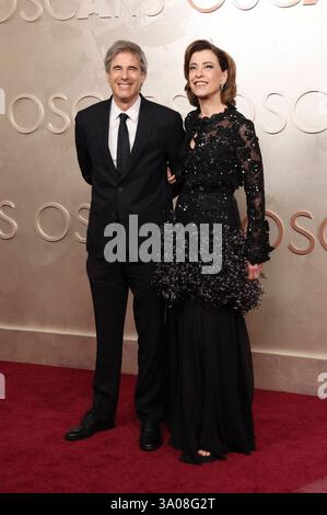 Walter salles und Fernanda Torres BEI der Oscar Verleihung 2025 / 97e cérémonie annuelle des Oscars im Dolby Theatre. Los Angeles, 02.03.2025 *** Walter salles et Fernanda Torres à la 2025 97e cérémonie annuelle des oscars au Dolby Theatre Los Angeles, 02 03 2025 Foto:XJ.xBlocx/xFuturexImagex oscars 5572 Banque D'Images