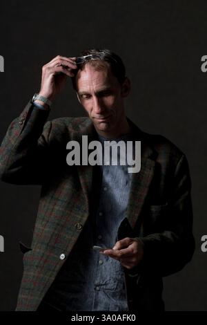 Le célèbre écrivain britannique Will Self, photographié au Festival international du livre d'Édimbourg où il a parlé de son dernier travail. L'événement de trois semaines est le plus grand festival littéraire du monde et se tient pendant le Festival annuel d'Édimbourg. L'événement de 2012 a comporté des exposés et des présentations de plus de 500 auteurs du monde entier. Banque D'Images