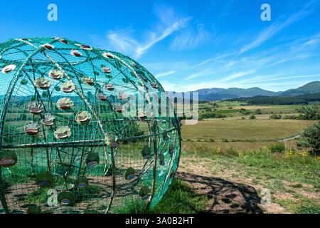 Horizons arts et natures dans Sancy 2024. 'Drosera' de Lika Guillemot , Puy de Dôme, Auvergne Rhône, France Banque D'Images