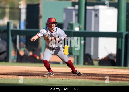 Los Angeles, États-Unis. 2 mars 2025. Brayden Dowd (16 ans) de l'USC débute lors d'un match de baseball de la NCAA contre l'UCLA le dimanche 2 mars 2025 à Los Angeles. Greg Fiore/Cal Sport Media/Alamy Live News Banque D'Images